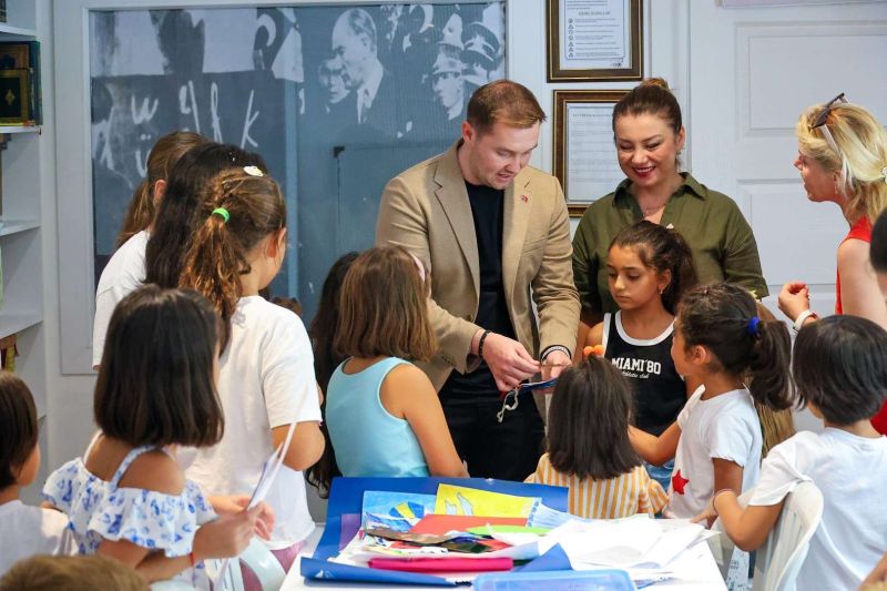 A SUMMER OF STORIES & COLOURS FOR BODRUM’S YOUNG ARTISTS