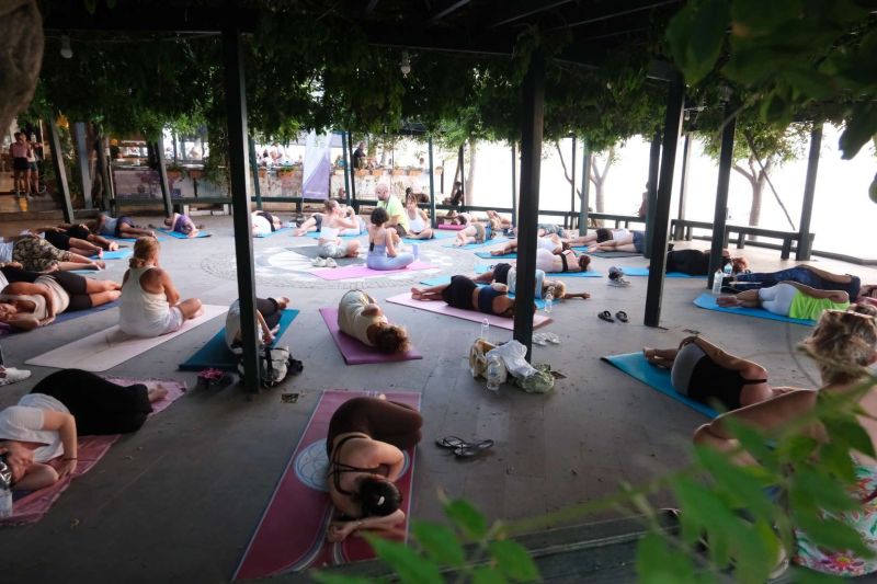 OPEN-AIR YOGA DAYS CONTINUE IN TURGUTREIS