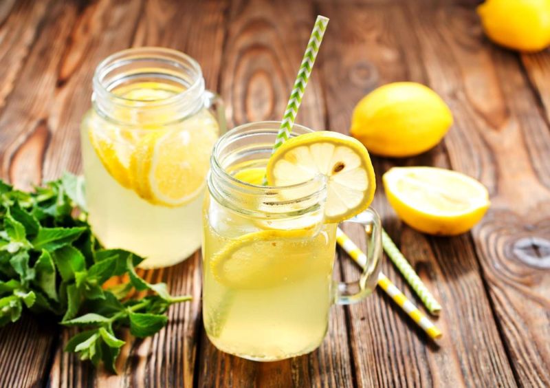 NUTRITION, HYDRATION & SAFETY: HOW TO ENJOY SUMMER THE HEALTHY WAY