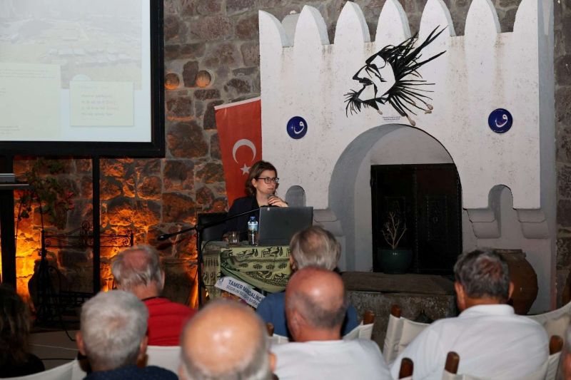 ARCHAEOLOGY & IDENTITY: SINURI, A LOCAL GOD IN THE HELLENISATION OF KARIA