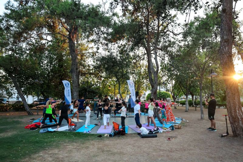 BREATHING WITH BODRUM: YOGA DAYS REACH MUMCULAR