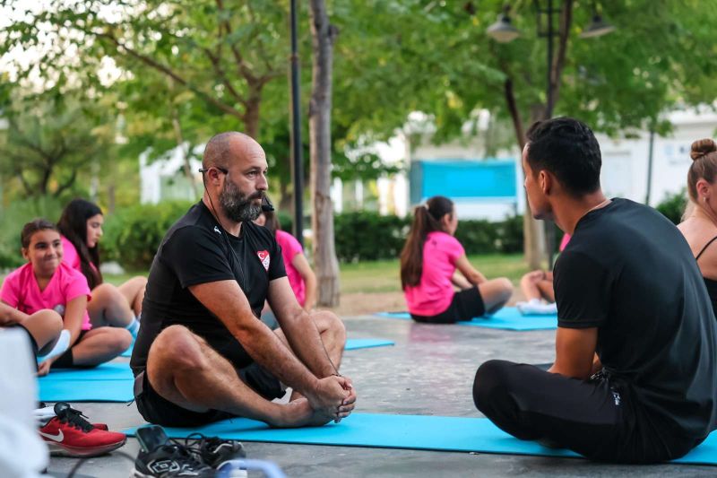 BREATHING WITH BODRUM: YOGA DAYS REACH MUMCULAR