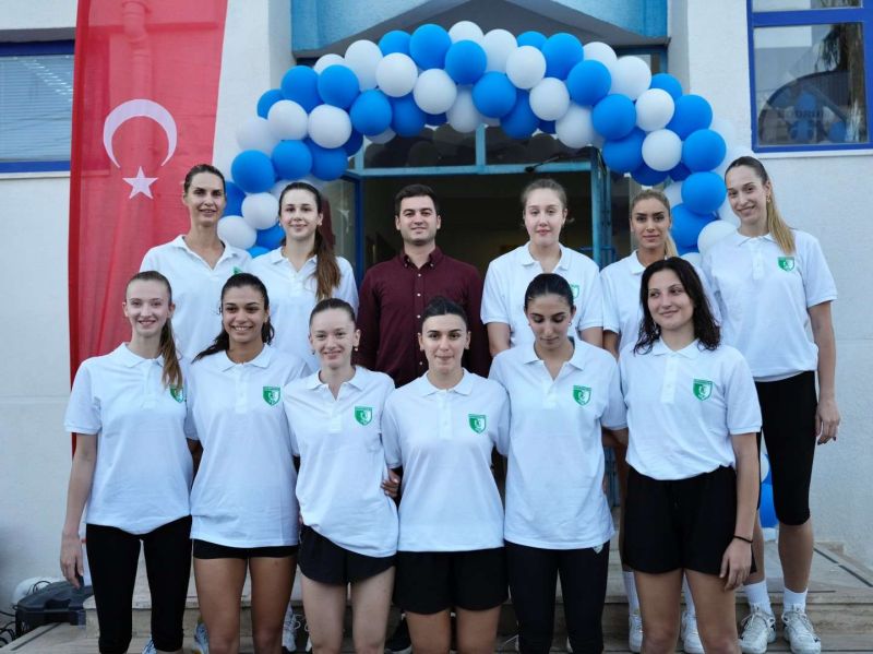 BİNNAZ KARAKAYA SPORTS HALL WELCOMES RESIDENTS WITH MODERN FITNESS CENTRE