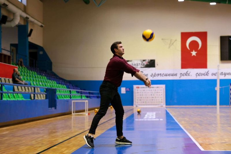 BİNNAZ KARAKAYA SPORTS HALL WELCOMES RESIDENTS WITH MODERN FITNESS CENTRE