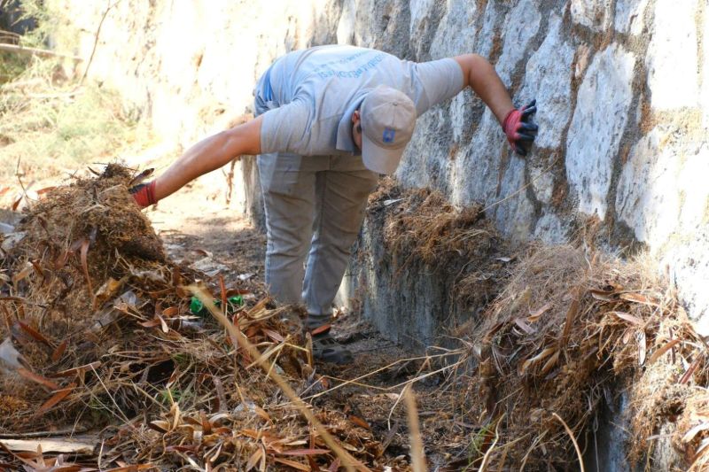 MUNICIPAL TEAMS STEP UP CLEANING OPERATIONS IN STREAMS