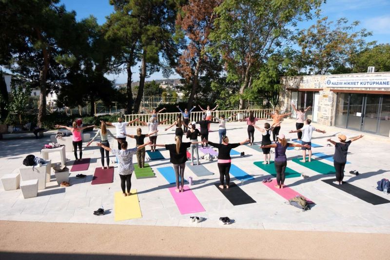 SARI YAZ YOGASI UMURCA PARK’TA GERÇEKLEŞTİ