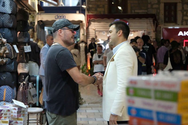 BAŞKAN MANDALİNCİ SAHA ZİYARETLERİ VE ESNAF BULUŞMALARINA DEVAM EDİYOR