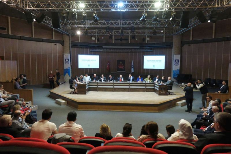 BAŞKAN ARAS VE BAŞKAN MANDALİNCİ MUHTARLARLA BİR ARAYA GELDİ