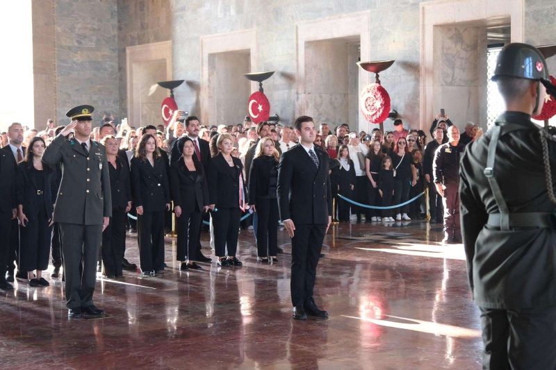 FROM BODRUM TO ANKARA: MAYOR MANDALİNCİ PAYS RESPECTS AT ATATÜRK’S MAUSOLEUM