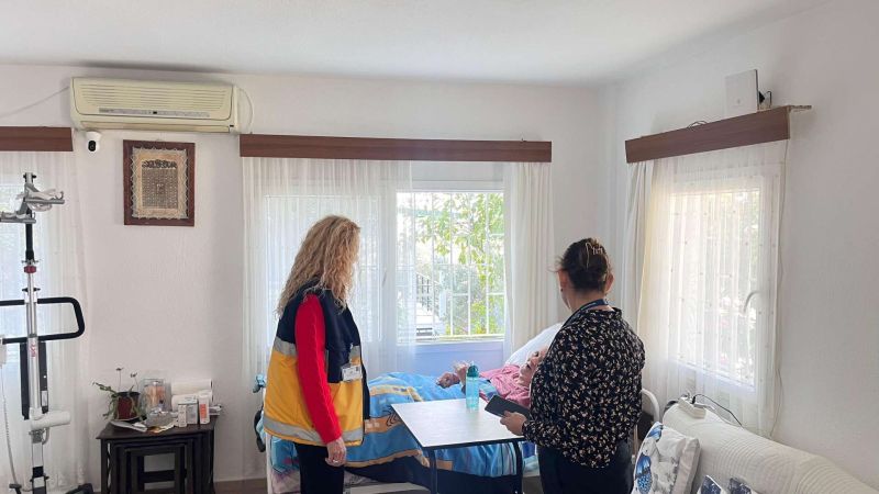 BELEDİYEDEN 385 HANEYE MORAL ZİYARETİ