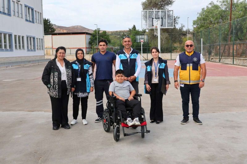 BODRUM BELEDİYESİNDEN AKÜLÜ SANDALYE, BAKIM VE ONARIM DESTEĞİ