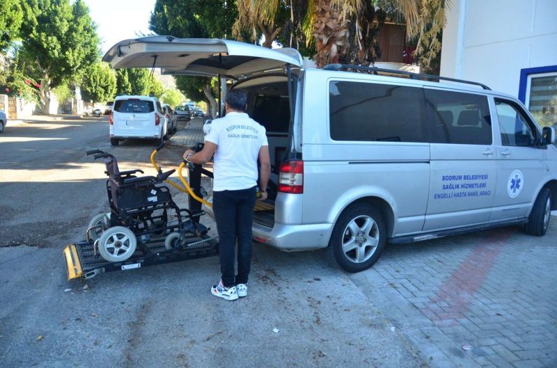 BODRUM BELEDİYESİNDEN AKÜLÜ SANDALYE, BAKIM VE ONARIM DESTEĞİ