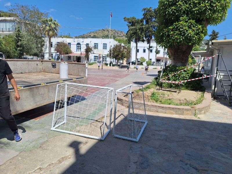 BODRUM BELEDİYESİ, OKULLARDAKİ BAKIM VE ONARIM ÇALIŞMALARINI SÜRDÜRÜYOR