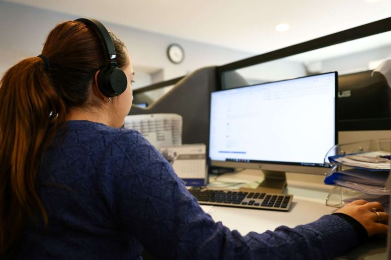 ÇAĞRI MERKEZİ VE SAHA ÇÖZÜM EKİPLERİ 2025 YILINDA BİNLERCE KİŞİYE ULAŞTI