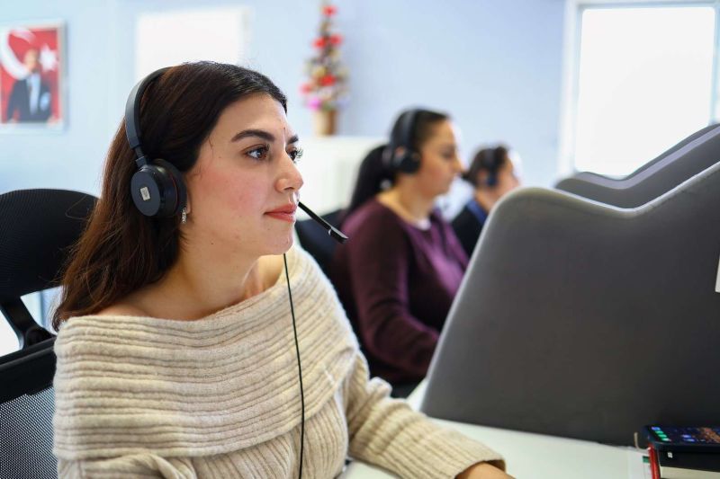 ÇAĞRI MERKEZİ VE SAHA ÇÖZÜM EKİPLERİ 2025 YILINDA BİNLERCE KİŞİYE ULAŞTI