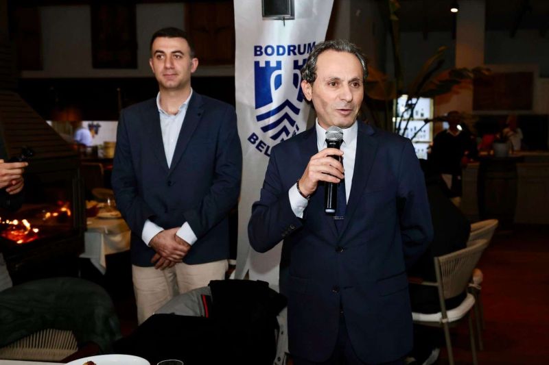 BAŞKAN MANDALİNCİ BASIN MENSUPLARI İLE BİR ARAYA GELDİ