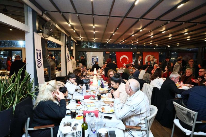 BAŞKAN MANDALİNCİ BASIN MENSUPLARI İLE BİR ARAYA GELDİ