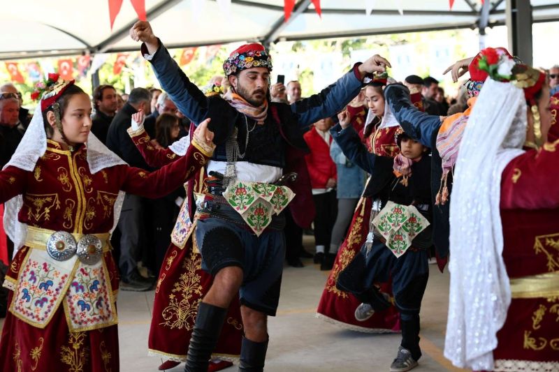 ÜÇ PROJENİN TOPLU AÇILIŞ TÖRENİ YAPILDI