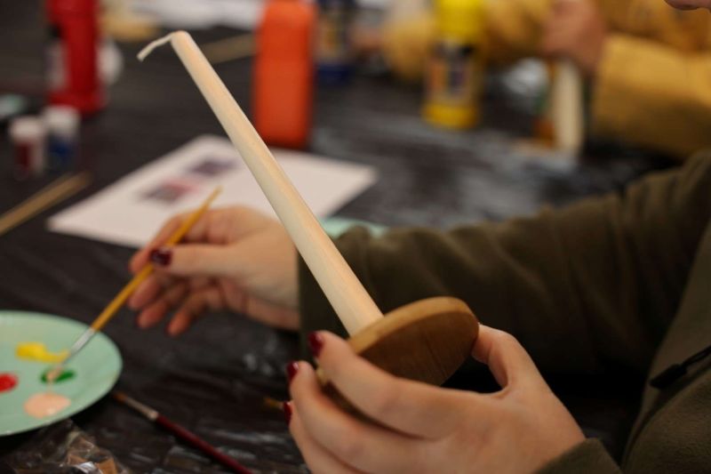 ÜÇ KUŞAK MUM BOYAMA ATÖLYESİNDE BULUŞTU