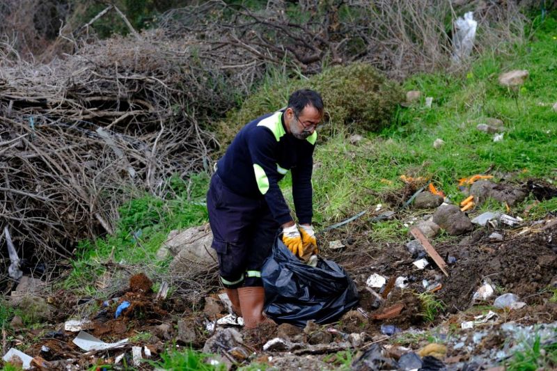 BELEDİYENİN ÇEVRE KİRLİLİĞİYLE MÜCADELESİ DEVAM EDİYOR