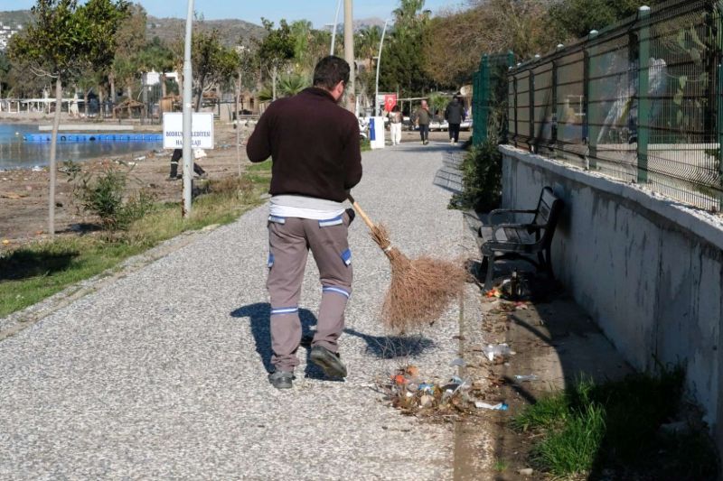 BELEDİYENİN ÇEVRE KİRLİLİĞİYLE MÜCADELESİ DEVAM EDİYOR