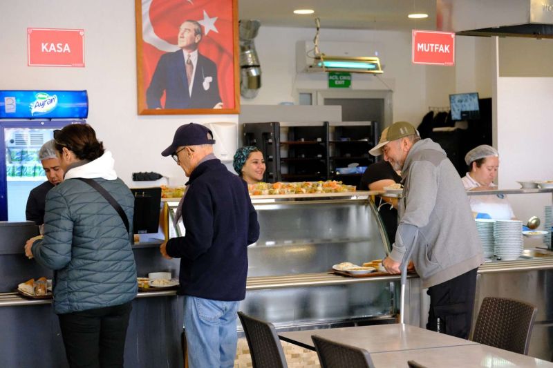 KENT LOKANTASI BİR YILDIR HİZMET VERİYOR