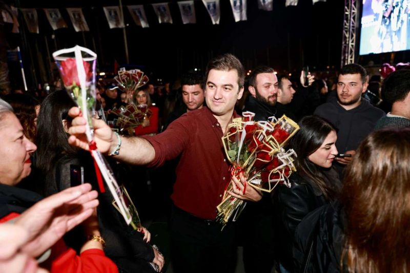 SEVGİLİLER GÜNÜ BODRUM’DA FATMA TURGUT KONSERİYLE KUTLANDI