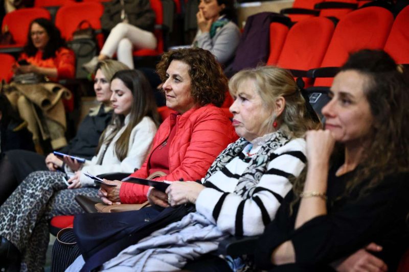 BODRUM’DA “MENOPOZDA BEDEN, BESLENME VE DENGE” ETKİNLİĞİ DÜZENLENDİ