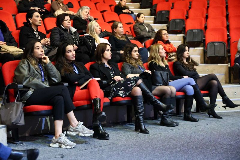 BODRUM’DA “MENOPOZDA BEDEN, BESLENME VE DENGE” ETKİNLİĞİ DÜZENLENDİ