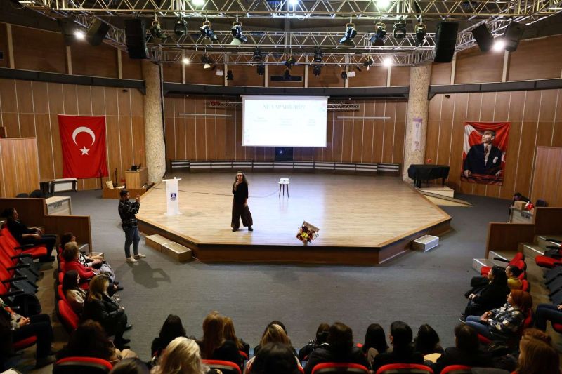 BODRUM’DA “MENOPOZDA BEDEN, BESLENME VE DENGE” ETKİNLİĞİ DÜZENLENDİ