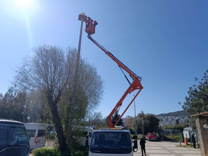 BELEDİYEDEN İLÇE GENELİNDE BAKIM VE ONARIM ÇALIŞMALARI