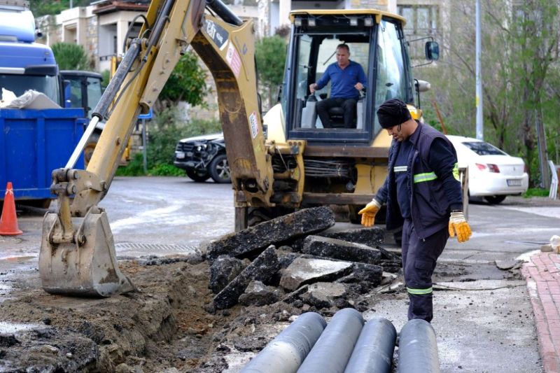 ÜSTYAPI ÇALIŞMALARI HIZ KAZANDI