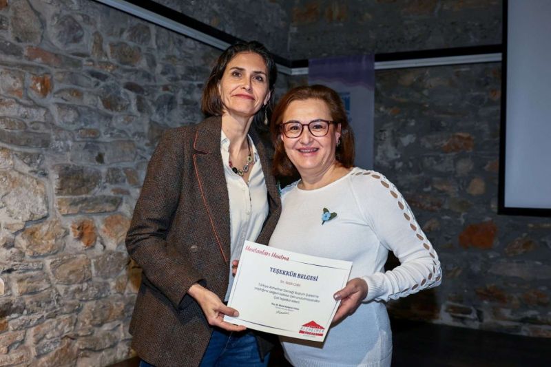 BODRUM’DA “KADIN VE ALZHEİMER FARKINDALIK PROGRAMI” DÜZENLENDİ