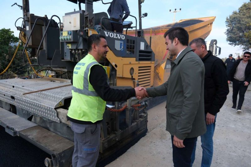 BERGAMUT CADDESİ YENİLENEN YÜZÜYLE HİZMETE AÇILIYOR