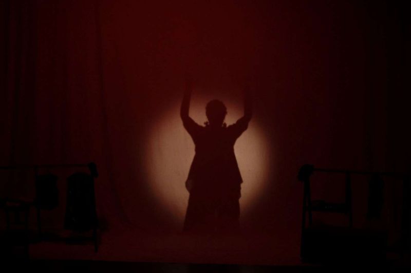 CAMBAZIN CENAZESİ DÜNYA TİYATRO GÜNÜ’NDE SAHNELENDİ