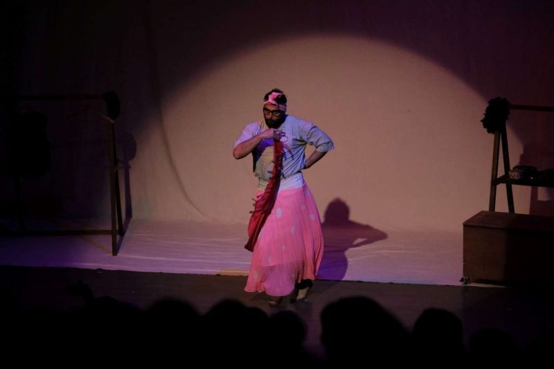 CAMBAZIN CENAZESİ DÜNYA TİYATRO GÜNÜ’NDE SAHNELENDİ