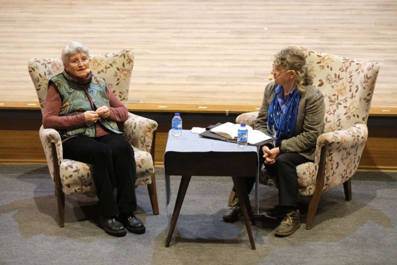 BODRUM’DA “KADIN ÇOCUK YOKSULLUĞU VE DAYANIŞMA SÖYLEŞİSİ” DÜZENLENDİ