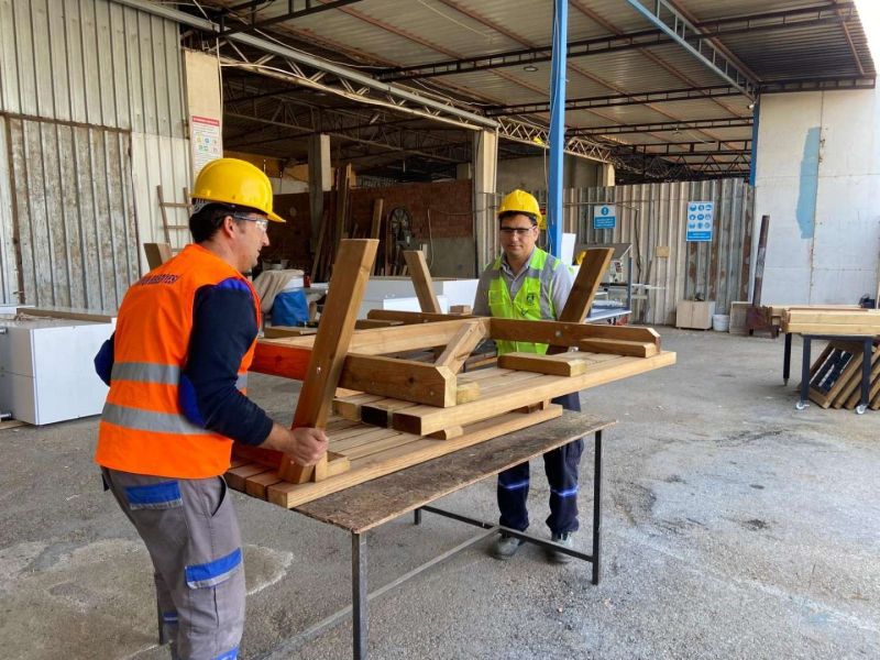 BELEDİYE ATÖLYELERİNDEN KENTİN DÖRT BİR YANINA ÜRETİM