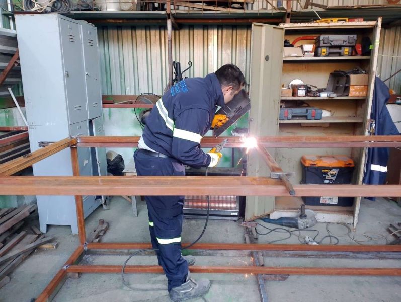 BELEDİYEDEN KONTEYNER YENİLEME ÇALIŞMALARI