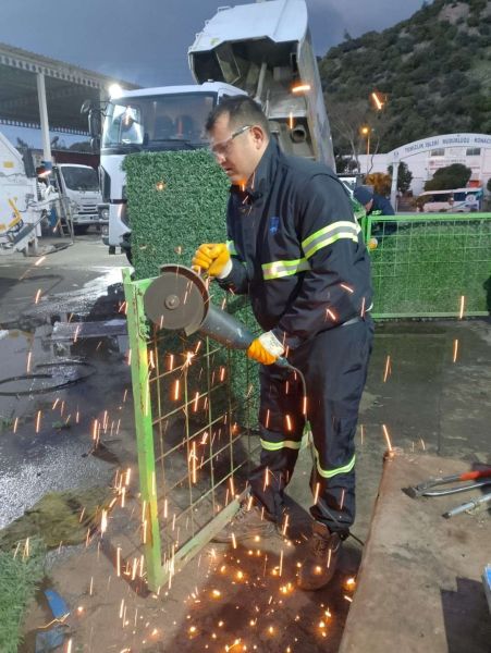 BELEDİYEDEN KONTEYNER YENİLEME ÇALIŞMALARI