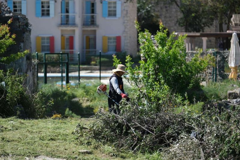 HALİKARNASSOS SURLARI VE MYNDOS KAPISI’NDA TEMİZLİK ÇALIŞMALARI TAMAMLANDI