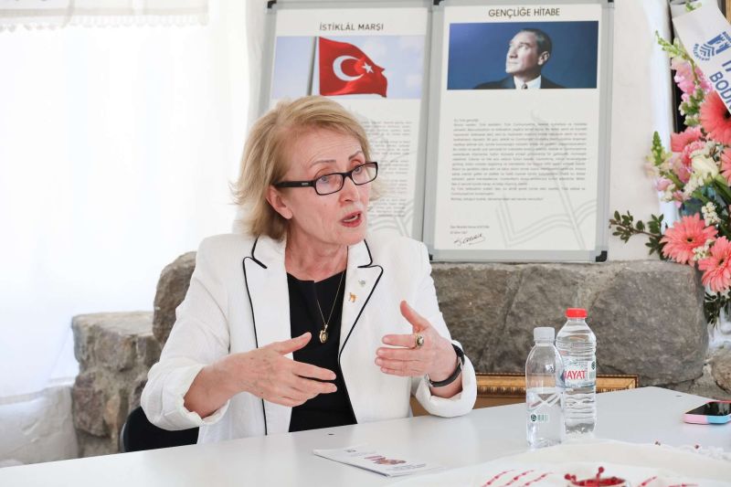 BELEDİYEDEN BİTEZ’DE ‘BAĞIMLILIKTA AİLE YAPISI VE ROLLER’ SEMİNERİ