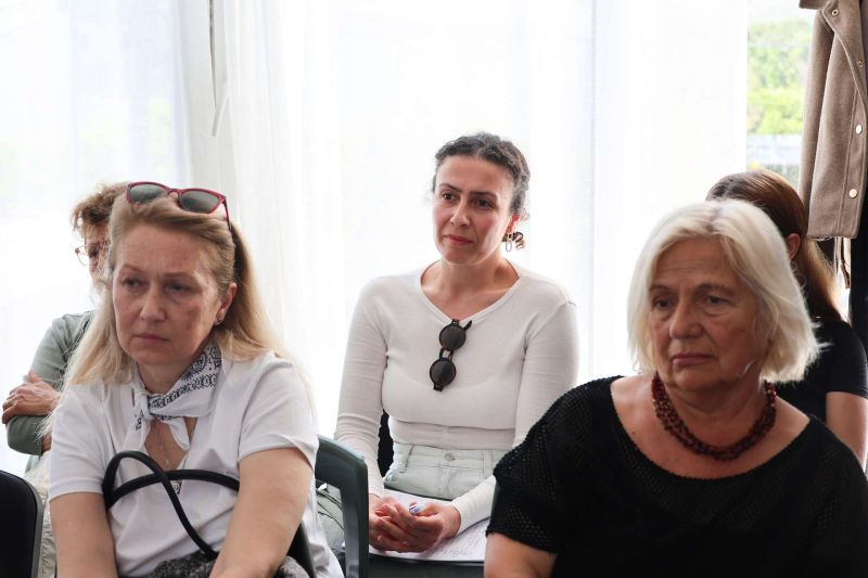 BELEDİYEDEN BİTEZ’DE ‘BAĞIMLILIKTA AİLE YAPISI VE ROLLER’ SEMİNERİ