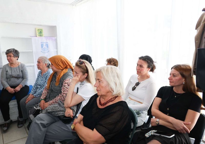 BELEDİYEDEN BİTEZ’DE ‘BAĞIMLILIKTA AİLE YAPISI VE ROLLER’ SEMİNERİ