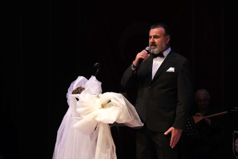 BODRUM’DA EYMEN İÇİN SÖYLE YARDIM KONSERİ GERÇEKLEŞTİ