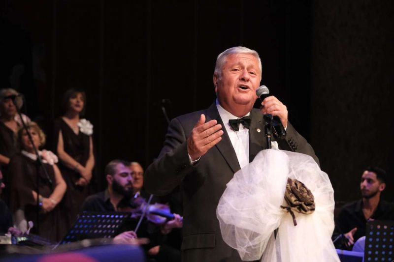 BODRUM’DA EYMEN İÇİN SÖYLE YARDIM KONSERİ GERÇEKLEŞTİ