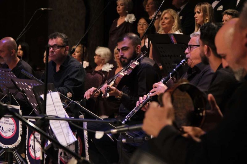 BODRUM’DA EYMEN İÇİN SÖYLE YARDIM KONSERİ GERÇEKLEŞTİ