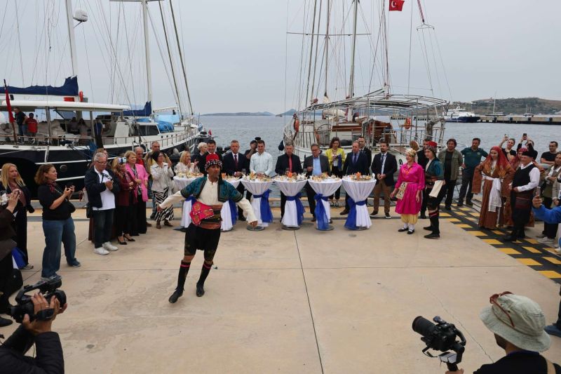 BODRUM’DA DOSTLUK VE KÜLTÜR KÖPRÜSÜ KURULDU