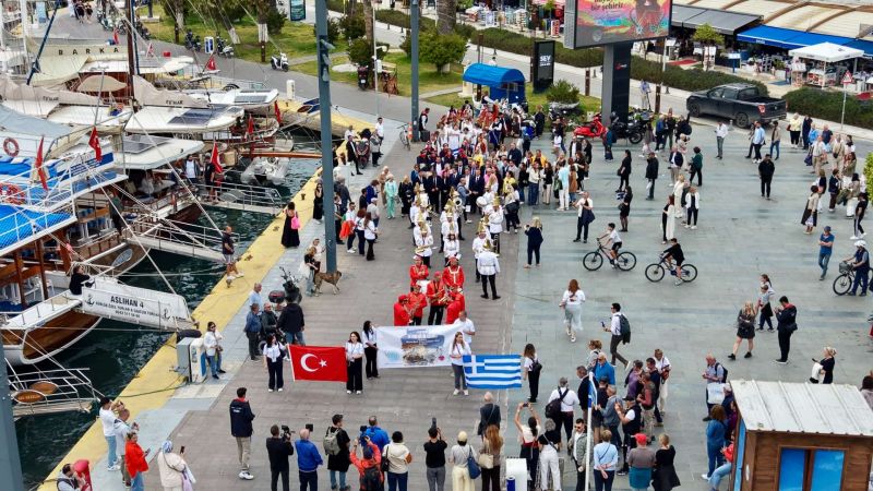 BODRUM’DA DOSTLUK VE KÜLTÜR KÖPRÜSÜ KURULDU