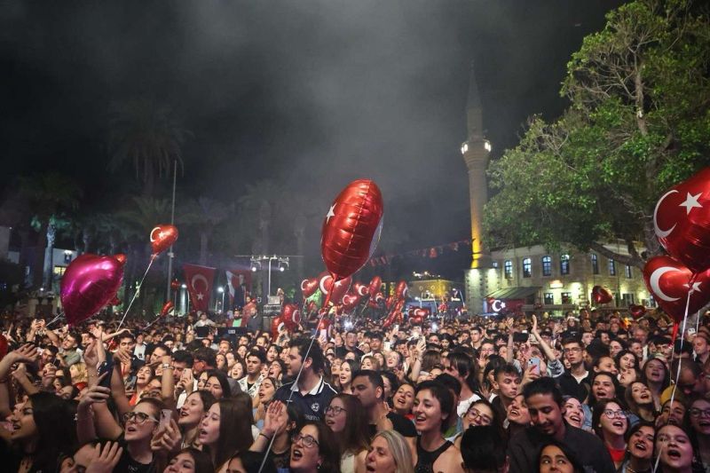 BODRUM’DA 19 MAYIS COŞKUYLA KUTLANDI